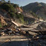 Autoridades devem restringir o acesso a La Guaira, epicentro da destruição Reuters/Gaby Oraa