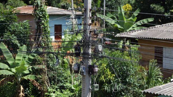 Instalação elétrica irregular em Rondônia associada a furto de energia