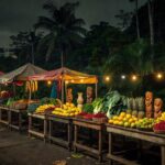 Feira noturna em Porto Velho com barracas iluminadas e produtos locais