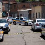 Viaturas da Polícia Militar em operação no bairro Socialista
