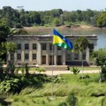 Palácio do Governo de Rondônia com bandeira estadual em pesquisa eleitoral
