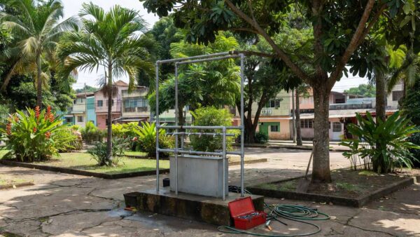 Manutenção de estações de hidratação em praça de Porto Velho