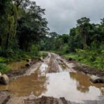 Estrada alagada na Linha Transpurus em Porto Velho com problemas de drenagem