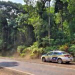 Viatura da PRF em rodovia de Rondônia durante operação policial