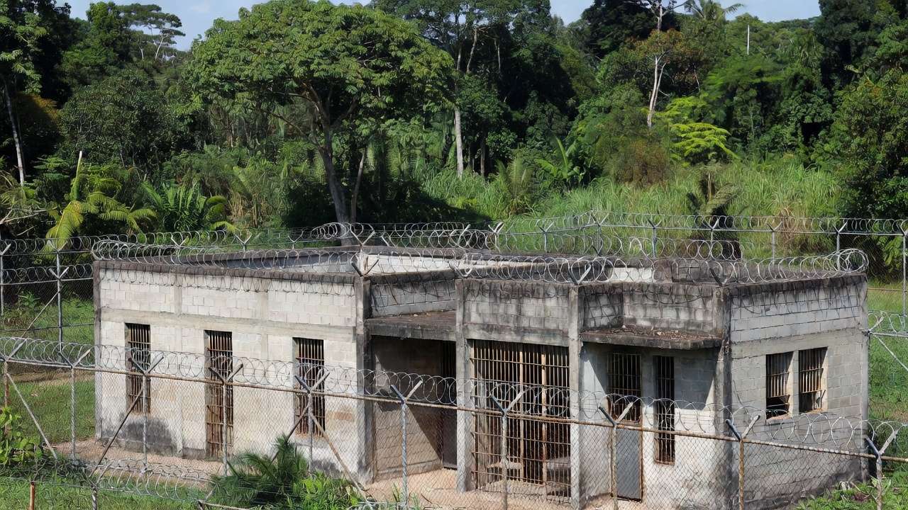 Penitenciária em Ouro Preto do Oeste, Rondônia, relacionada a condenação por tortura