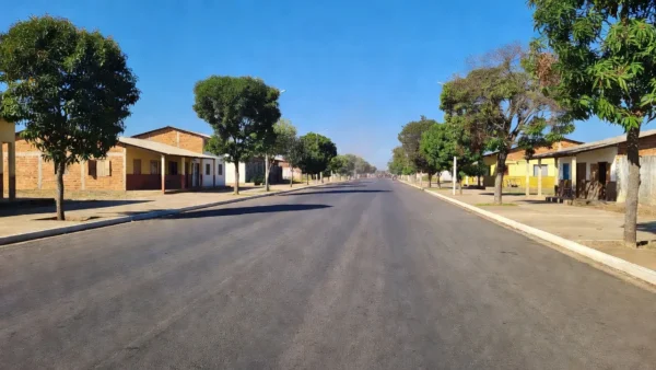 Avenida 25 de Agosto em Rolim de Moura preservada para Cavalgada da Expoagro