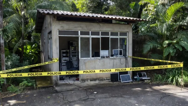 Operação policial em Porto Velho contra lavagem de R$ 30 milhões em fraudes eletrônicas